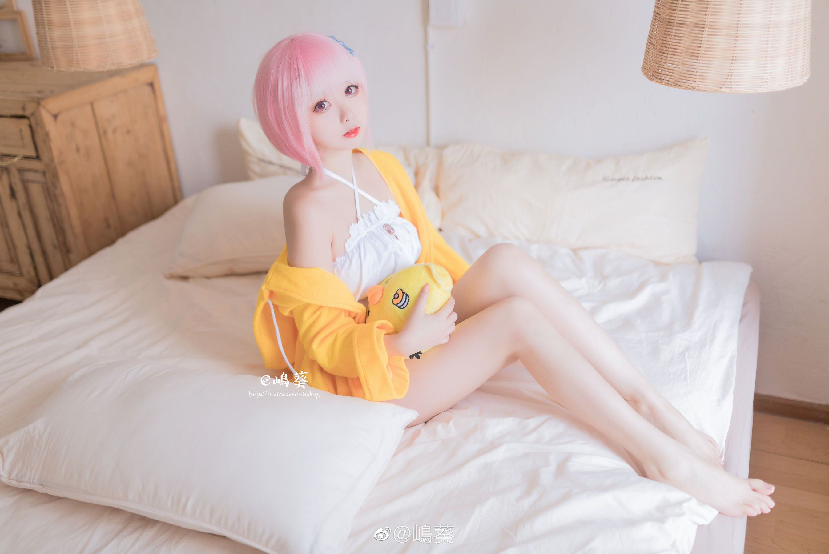微博美女嶋葵 碧蓝航线 卯月 贪睡的天使 [12P] 插图1