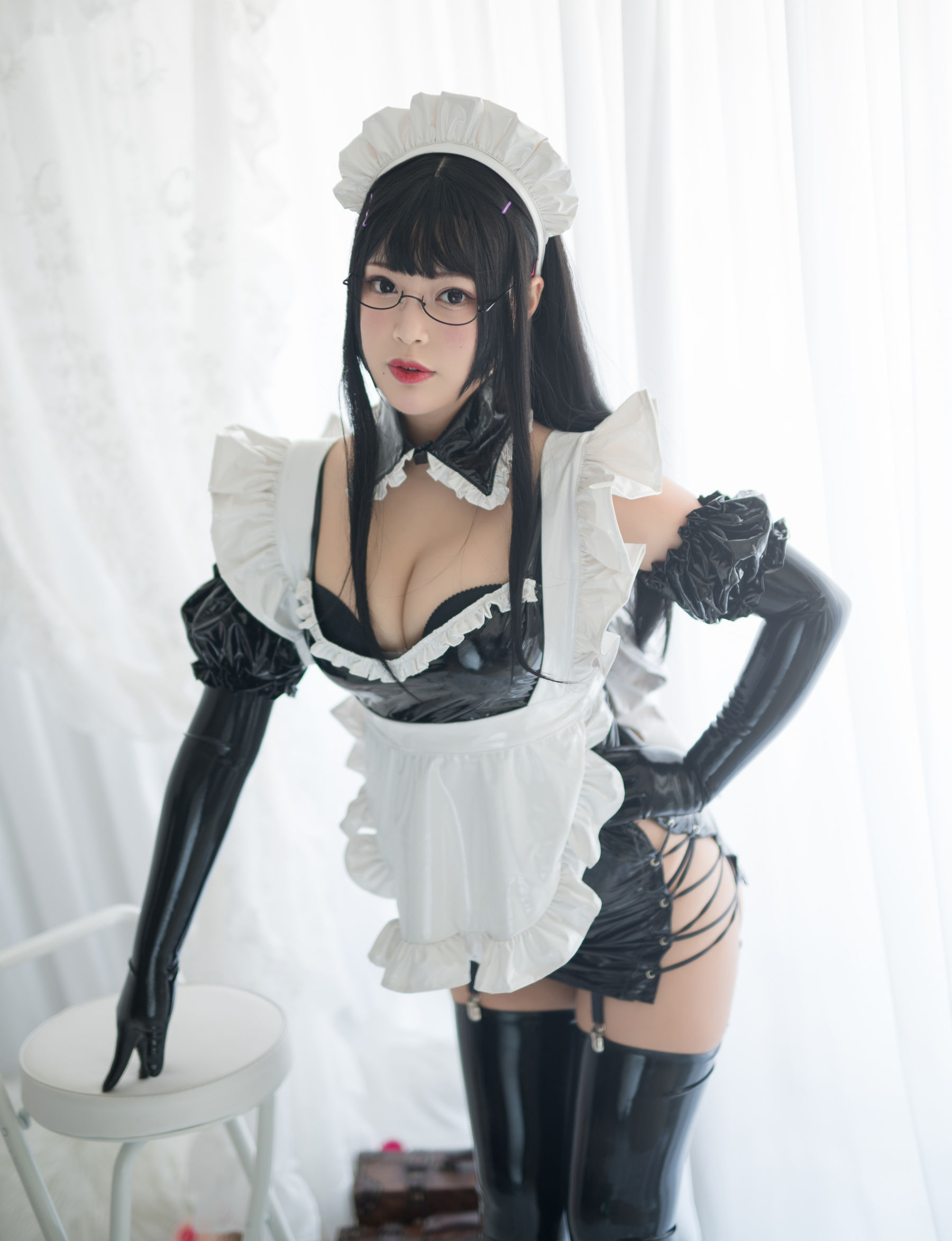 萌系小姐姐-白烨- 傲娇黑胶女仆 [63P] 插图1