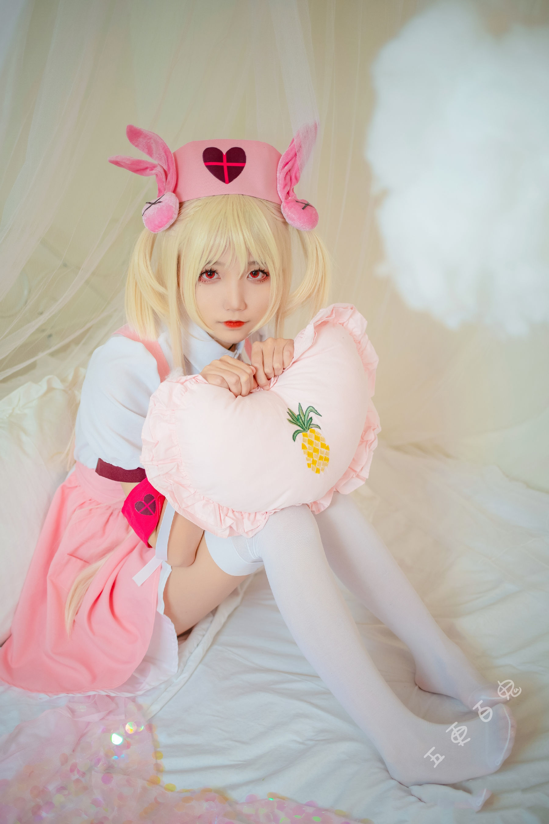 [Cosplay写真] 清纯少女五更百鬼 – 小护士 [6P] 插图1