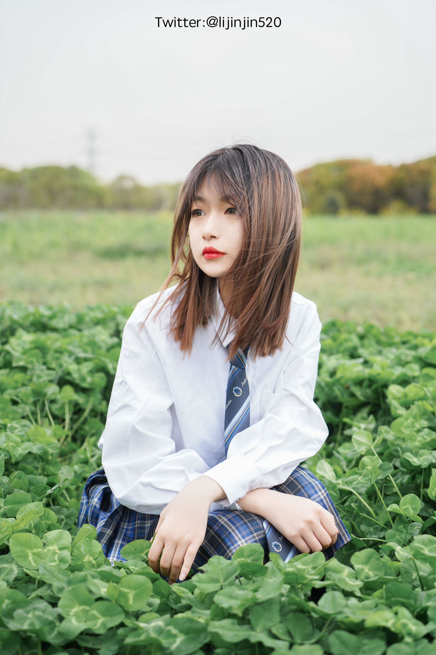 梨瑾瑾 – 户外JK2 [47P] 插图1