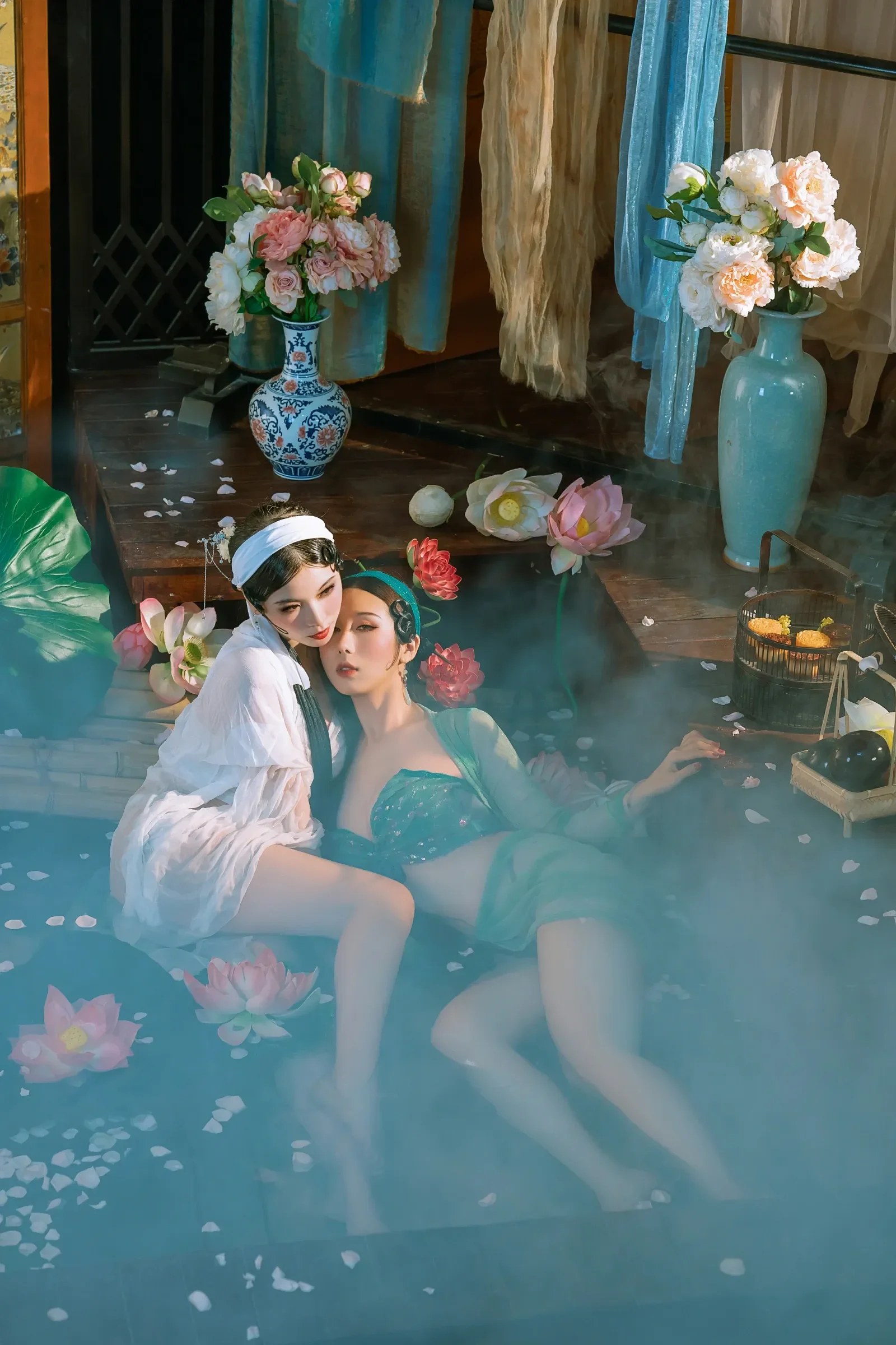 云溪溪&轩萧学姐 – 白娘子&青蛇 [26P] 插图1