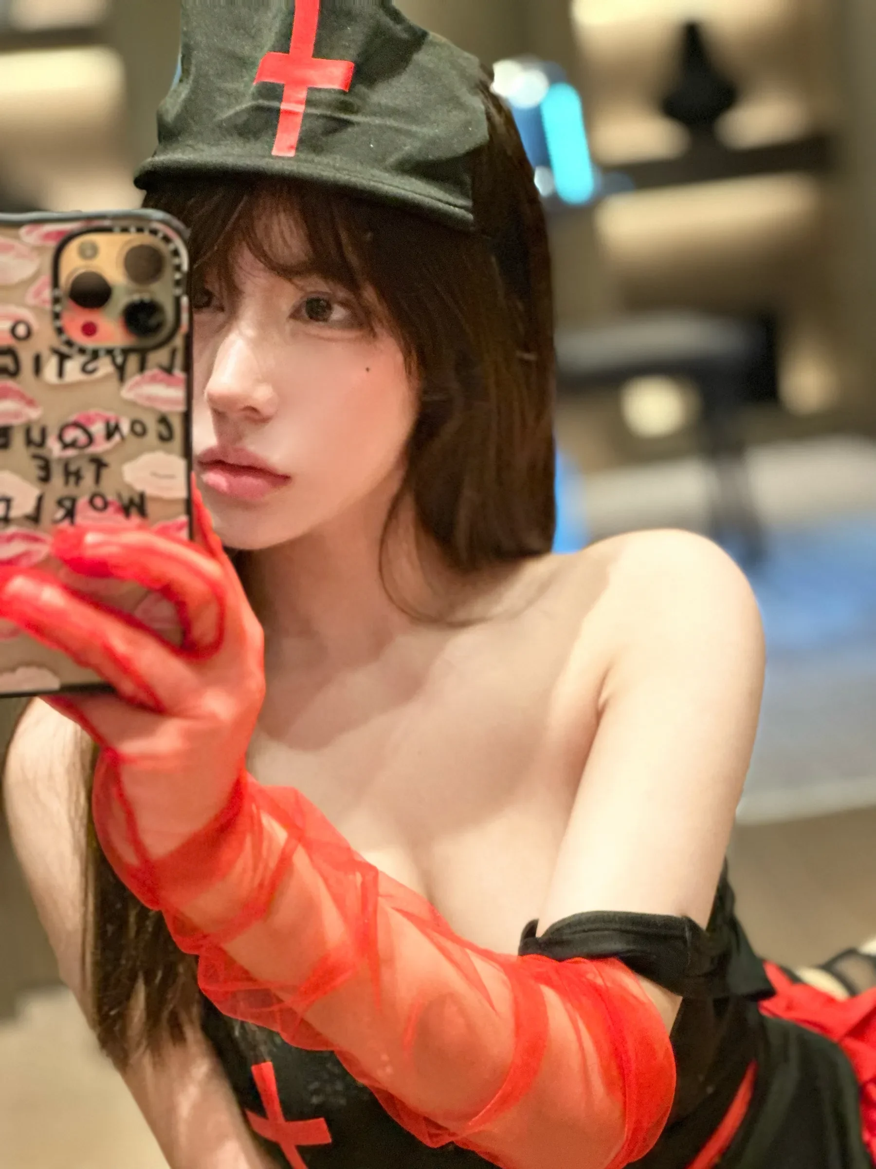 奔跑的晶螺儿 – 黑红情趣 [67P] 插图1