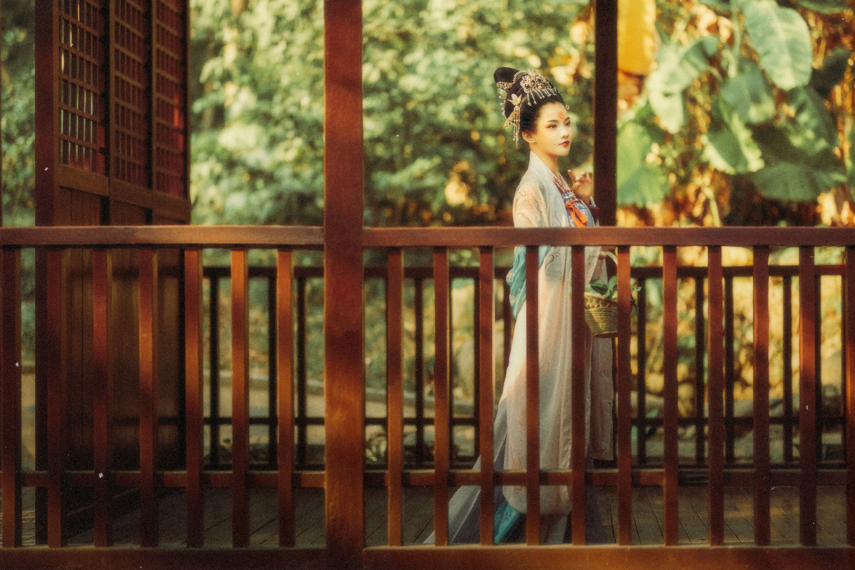 媛媛 – 《花想容》[26P] 插图5