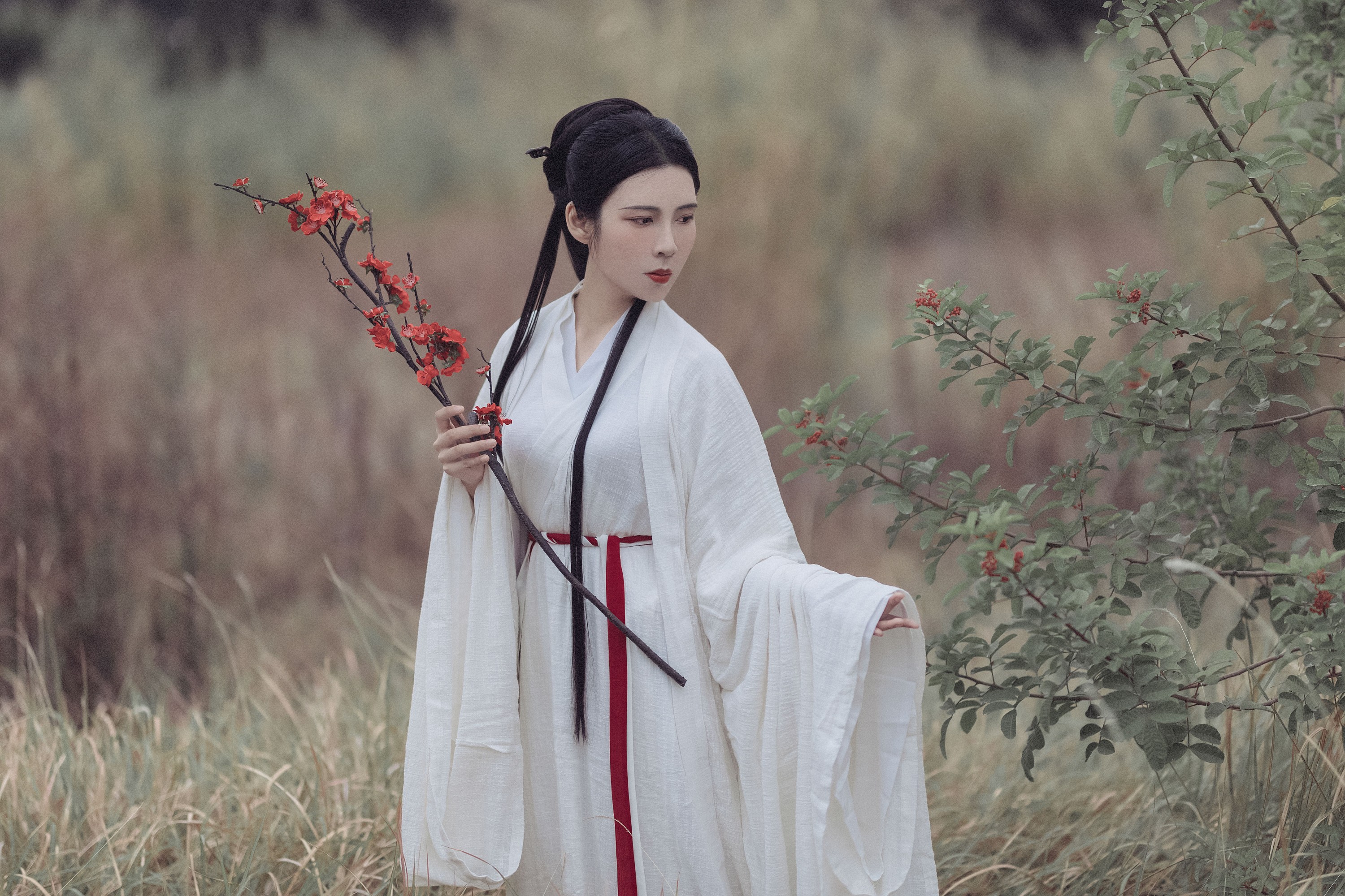 Yiyi  – 《白衣隐》[27P] 插图3