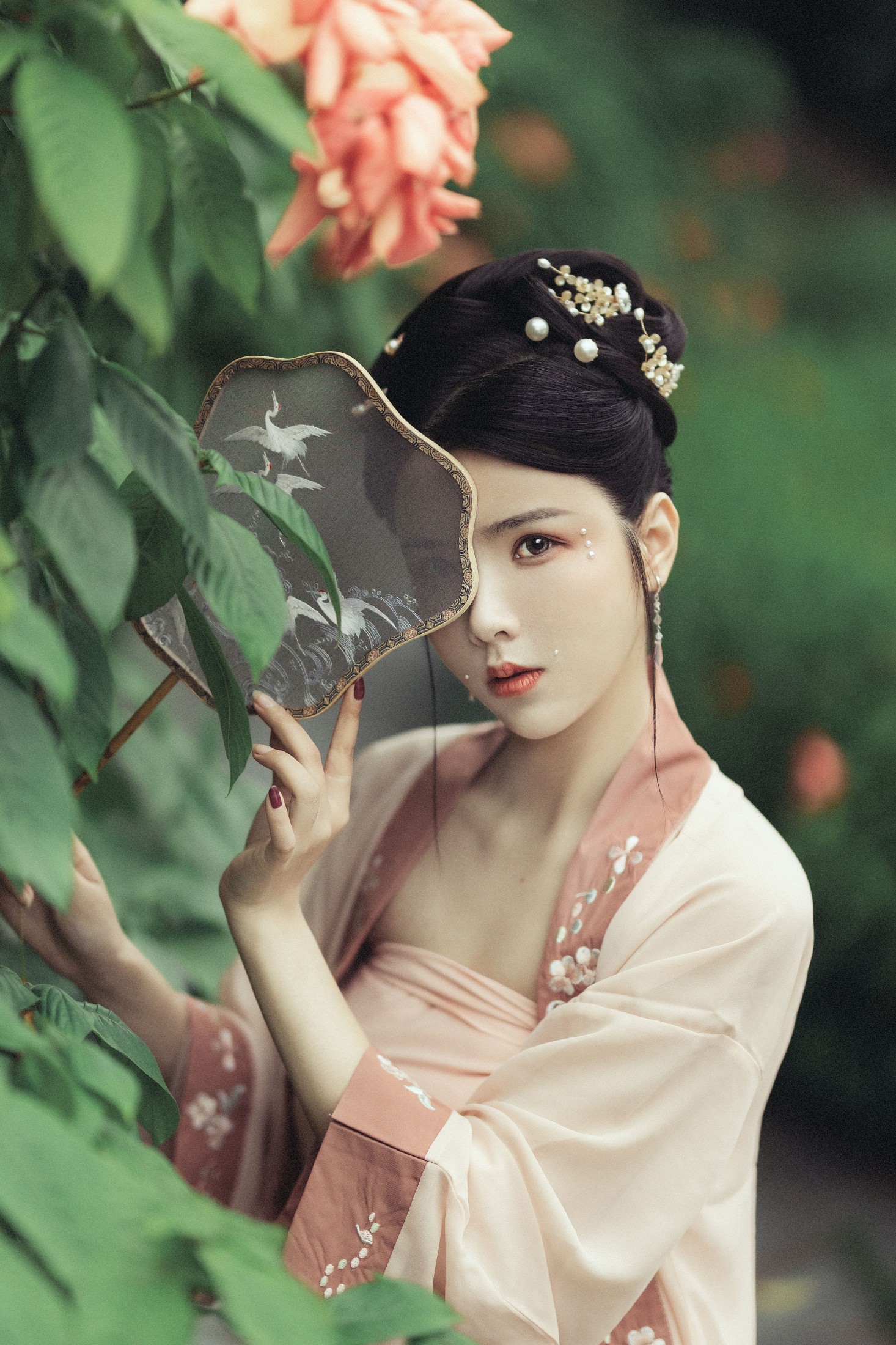 三重子-kiki – 《花期不待》[27P] 插图4