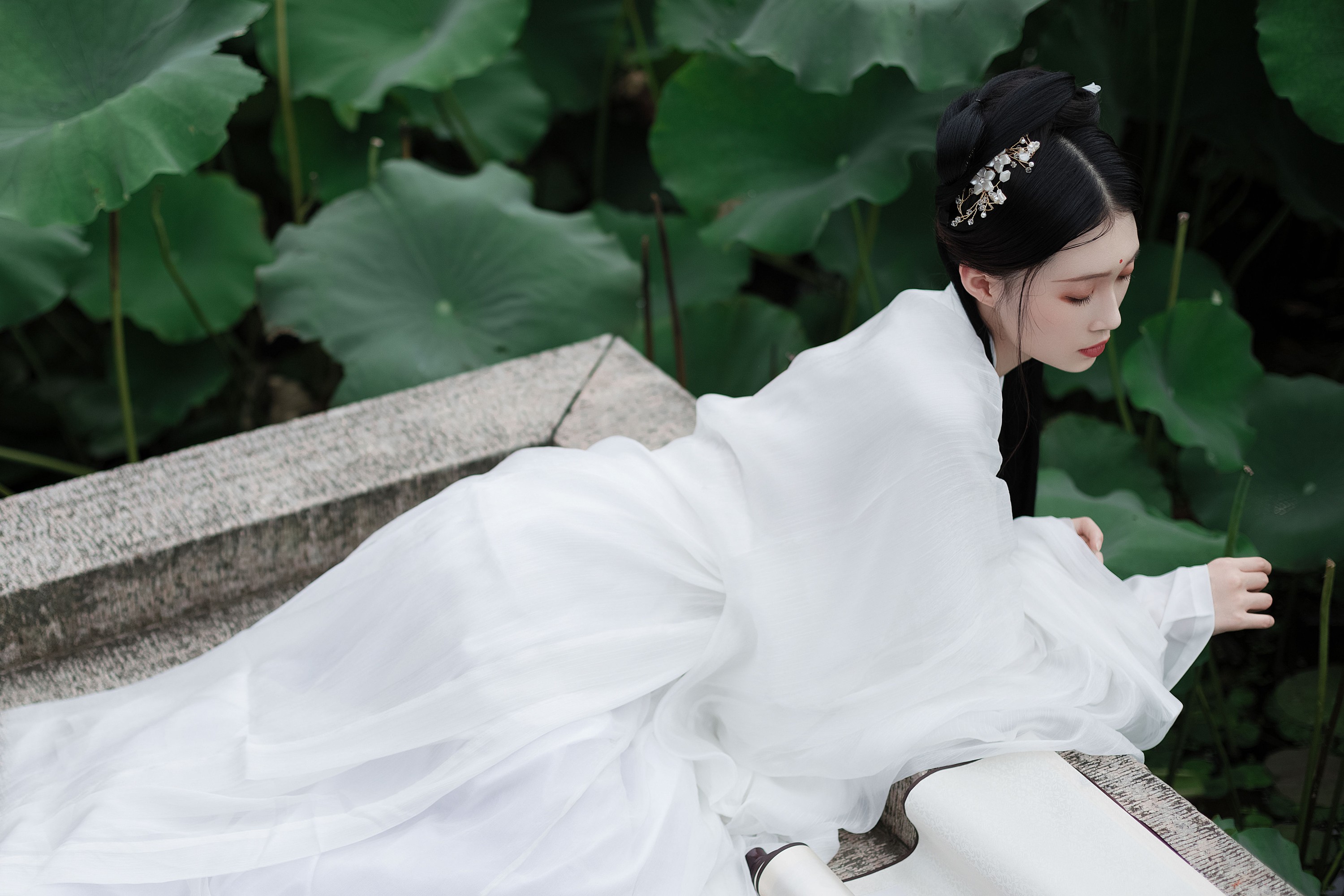 柳柳杨柳柳_  – 《层波潋滟远山横 一笑一倾城》[23P] 插图3
