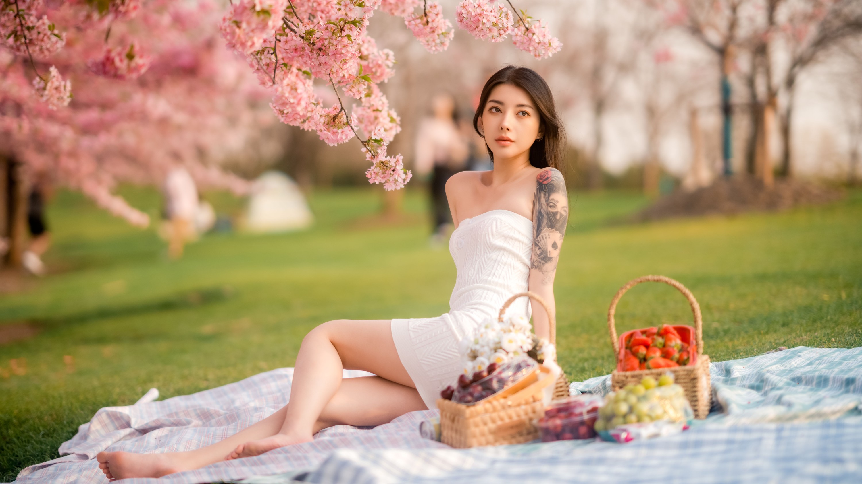 悦悦 – 《樱花季节》[32P] 插图3