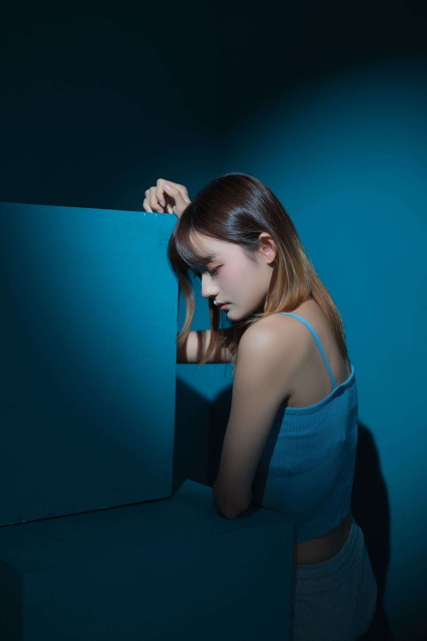 兔子Zzz不吃胡萝卜 – 《抑郁的蓝房间》[27P] 插图5