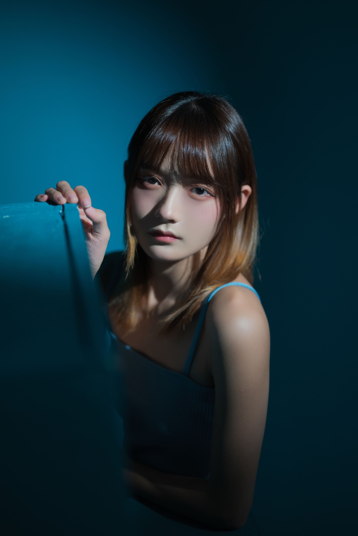兔子Zzz不吃胡萝卜 – 《抑郁的蓝房间》[27P] 插图4