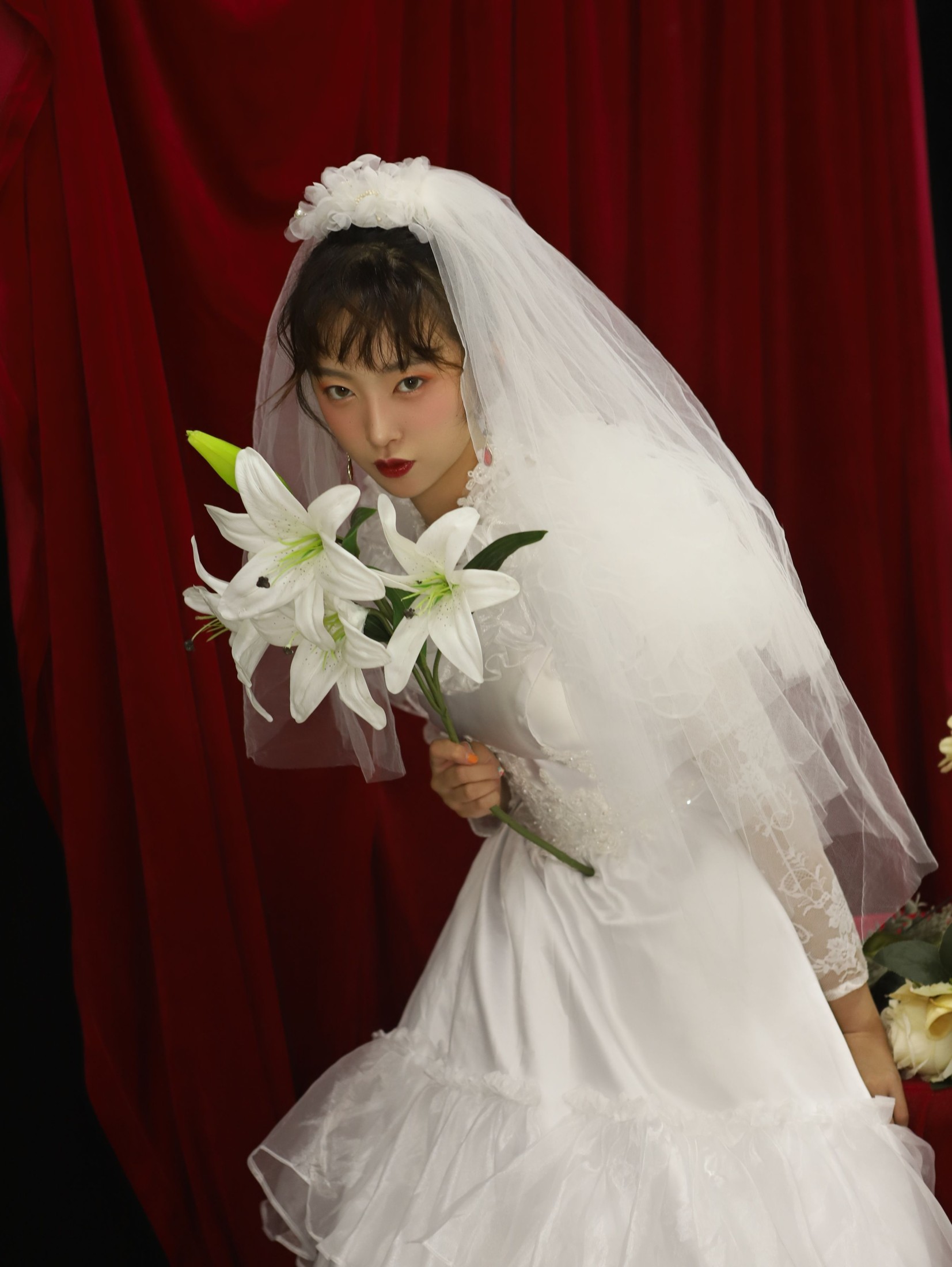 小文 – 《穿婚纱的女孩》[22P] 插图5