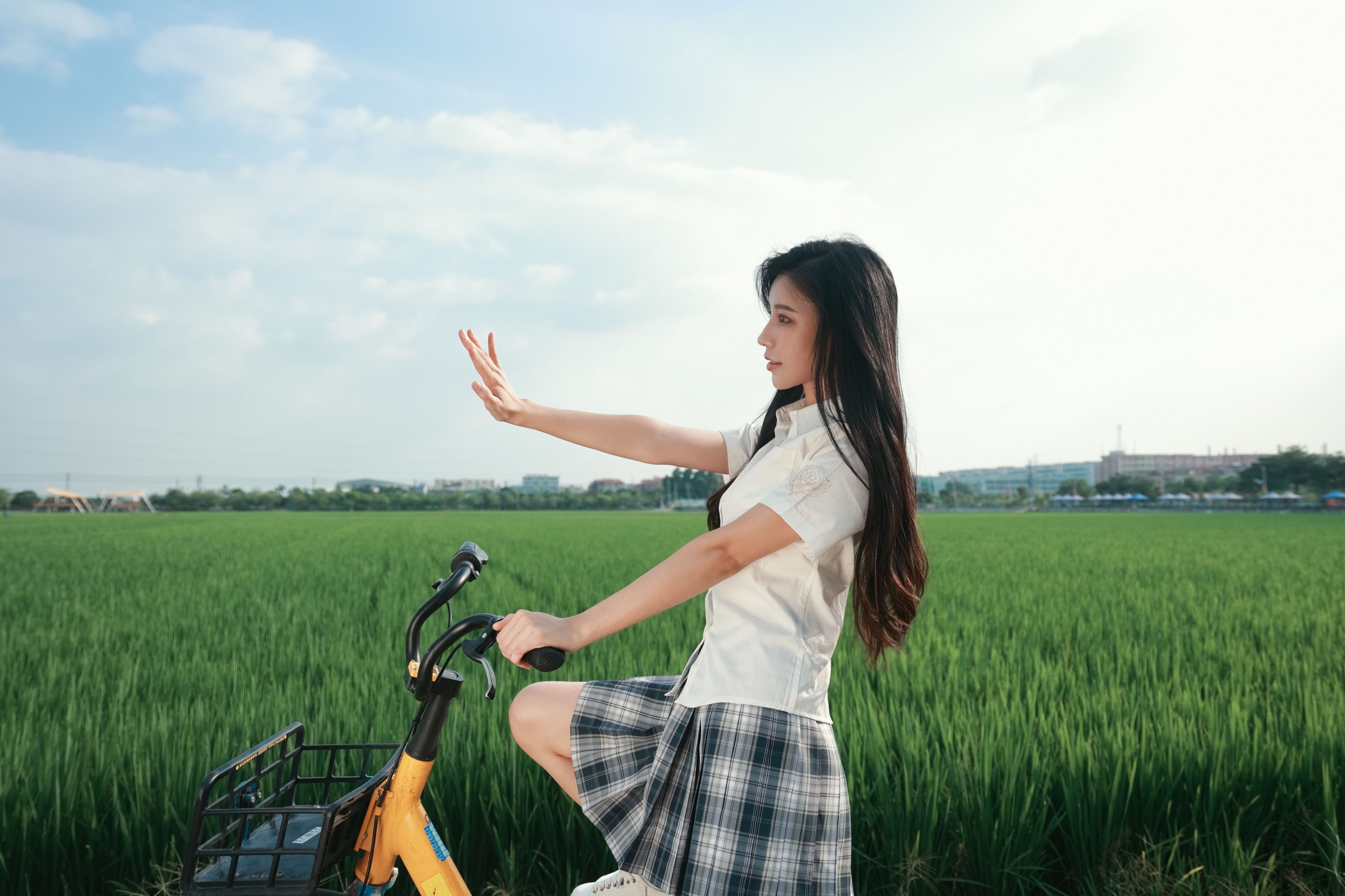 周周 – 《相遇稻田》[27P] 插图3