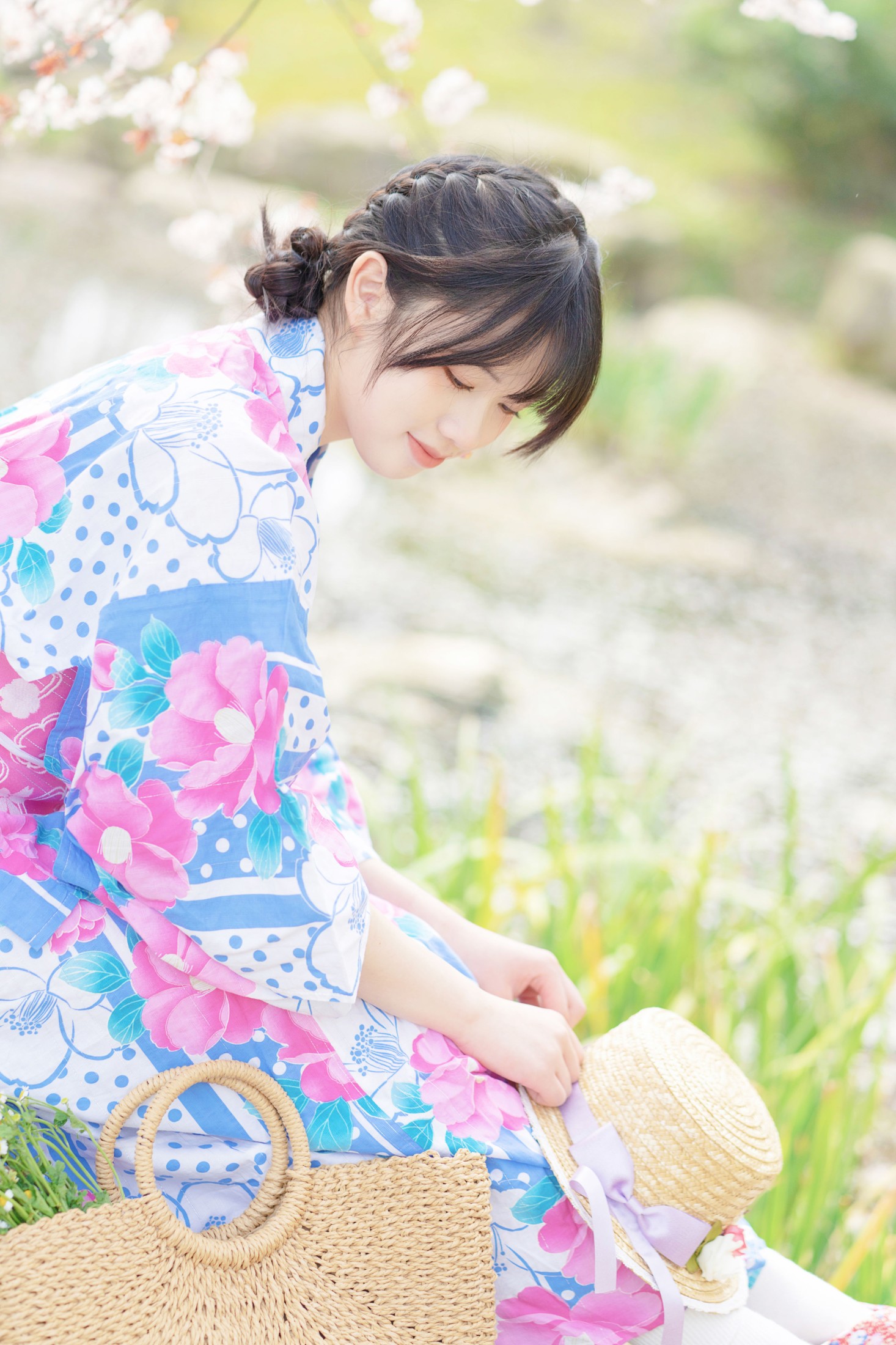 泉泉 – 《春日花和服》[32P] 插图3