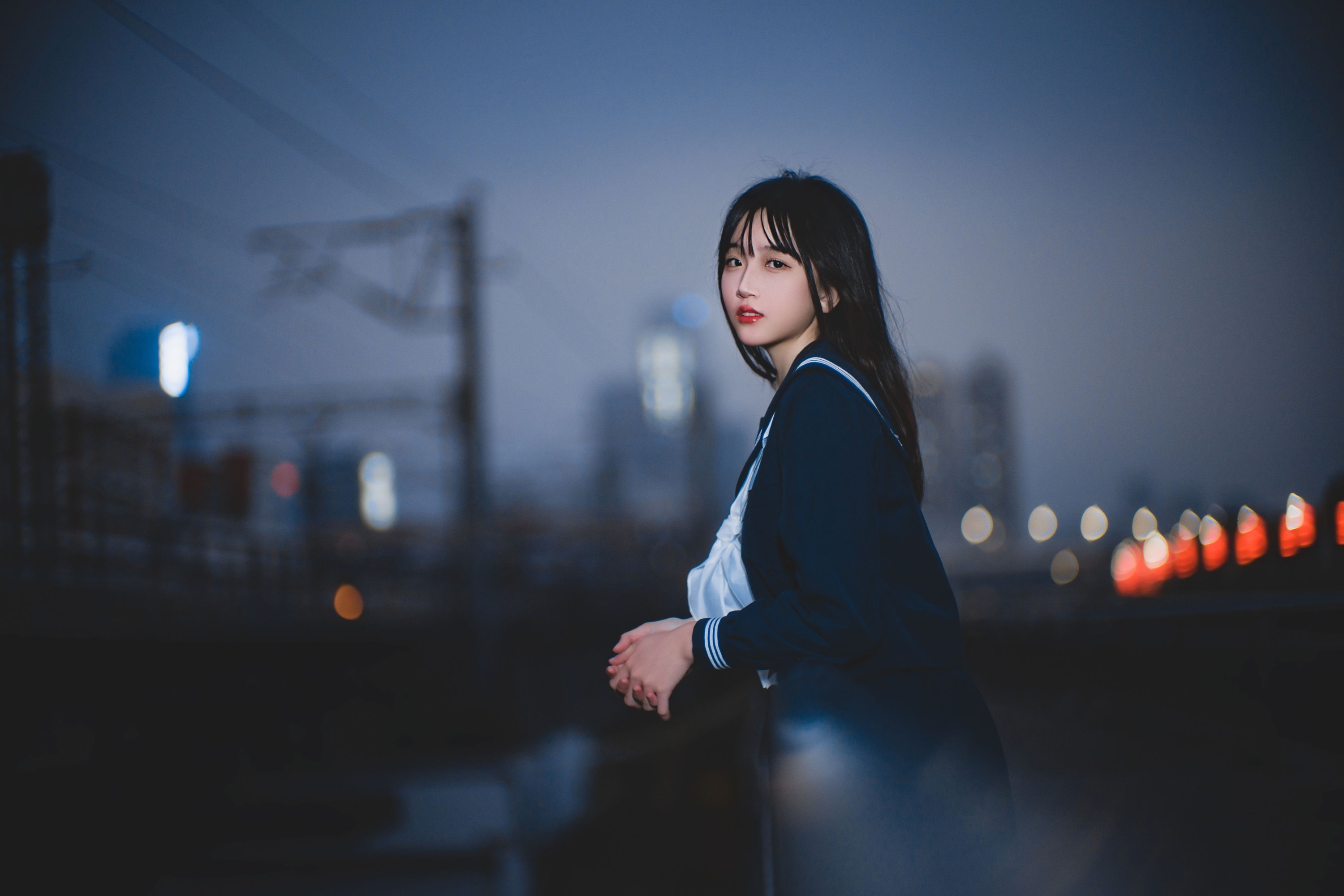 小鹿桃i – 《夜路》[22P] 插图5