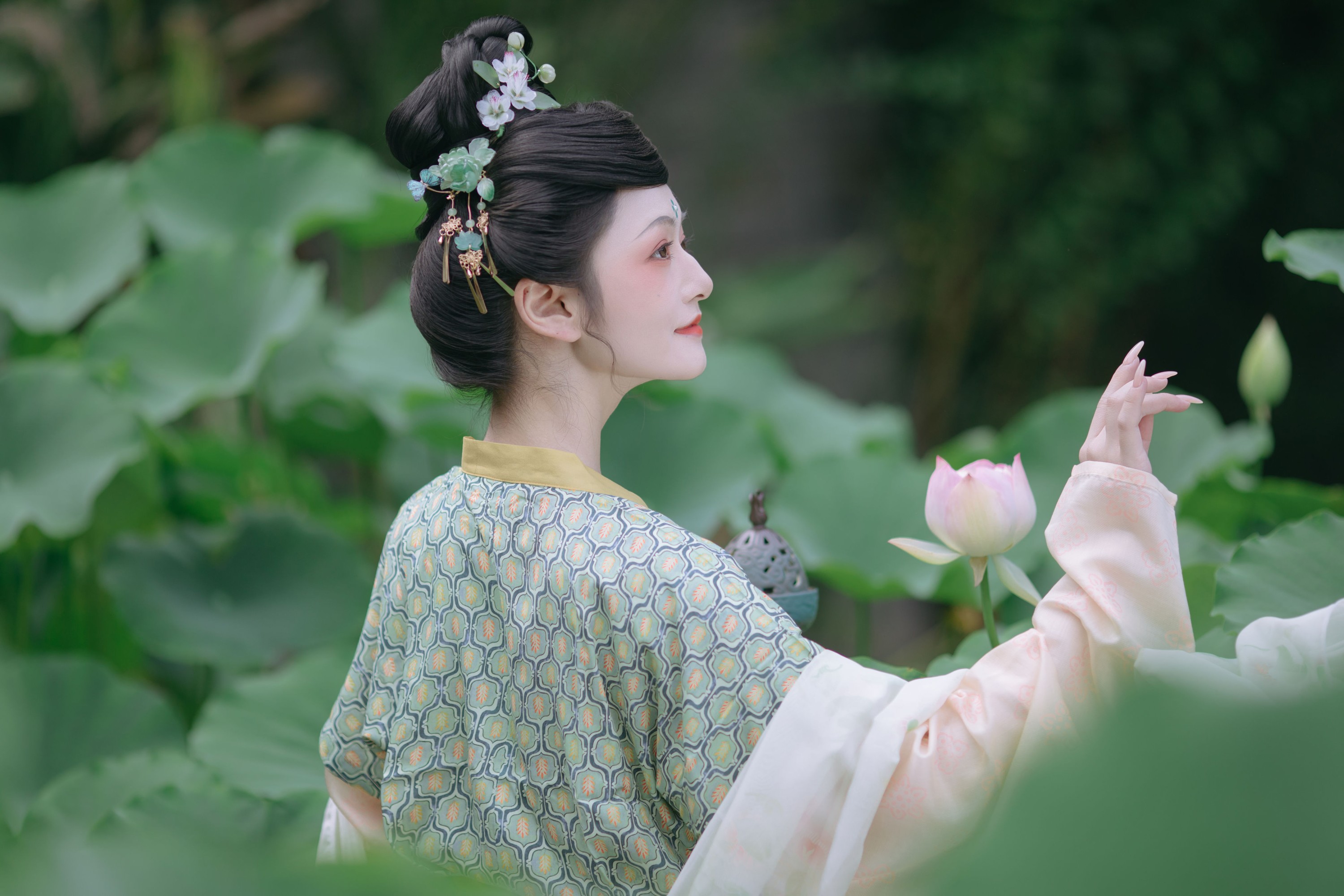 赤嫣在这里 – 《唐朝的一个午后》[21P] 插图1