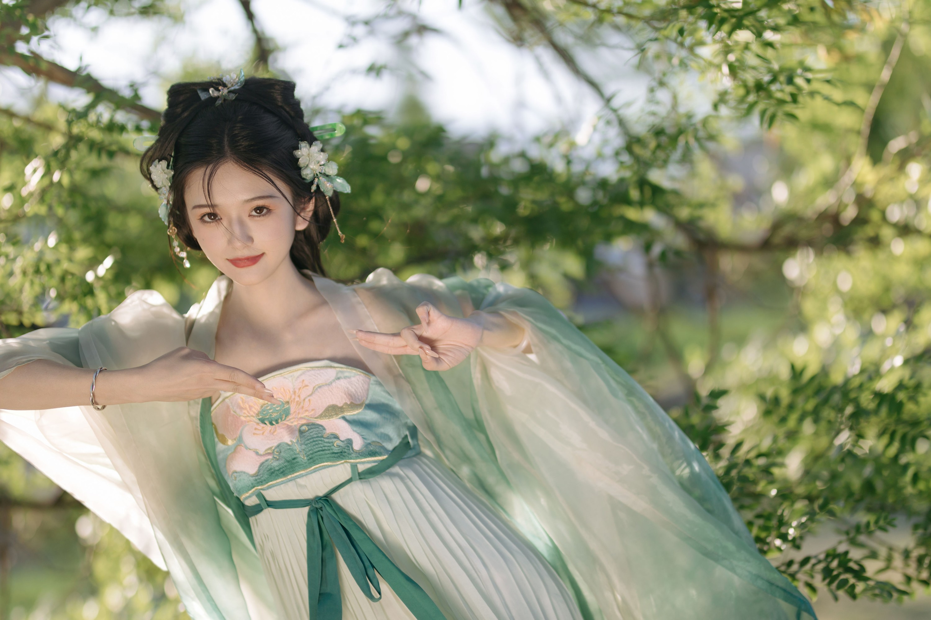 赤嫣在这里 – 《小青鸟》[19P] 插图1