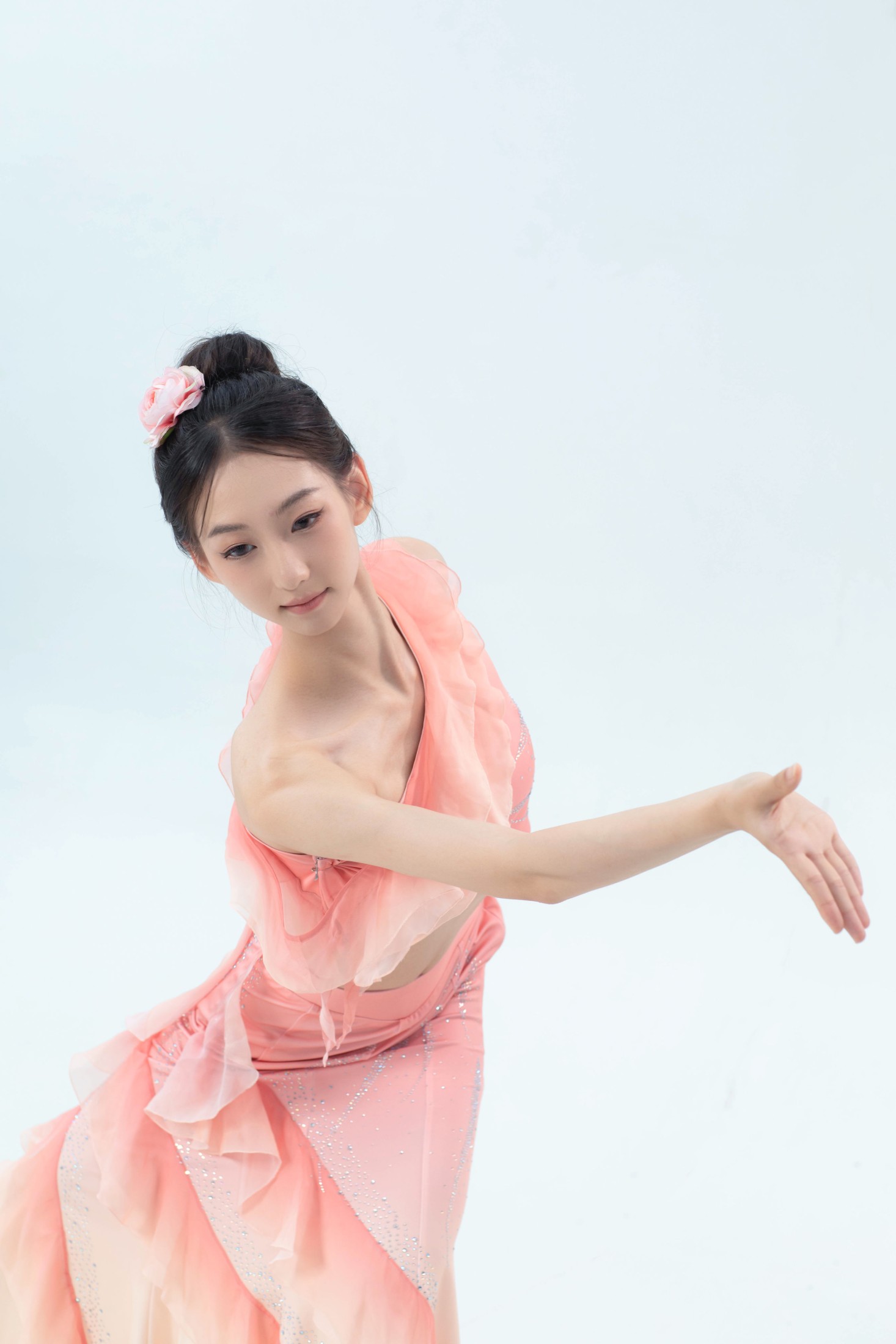 小桃儿酱 – 《跳傣舞的少女》[16P] 插图1