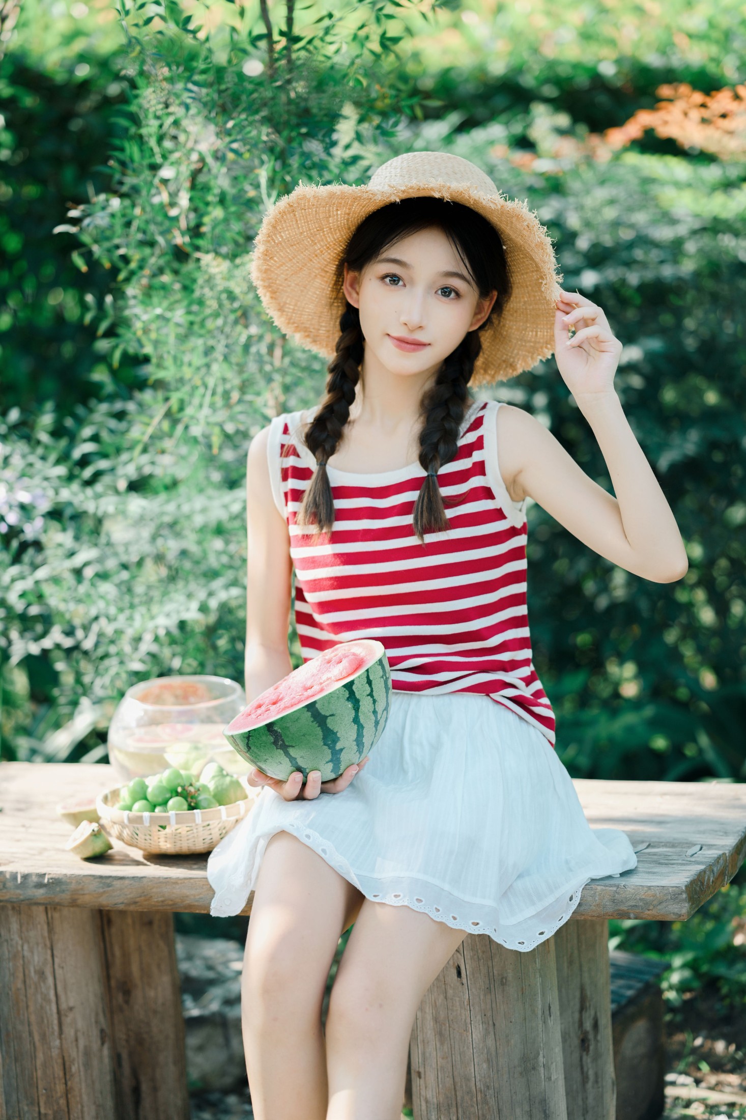 林淼鑫 – 《夏日少女与红西瓜》[17P] 插图1
