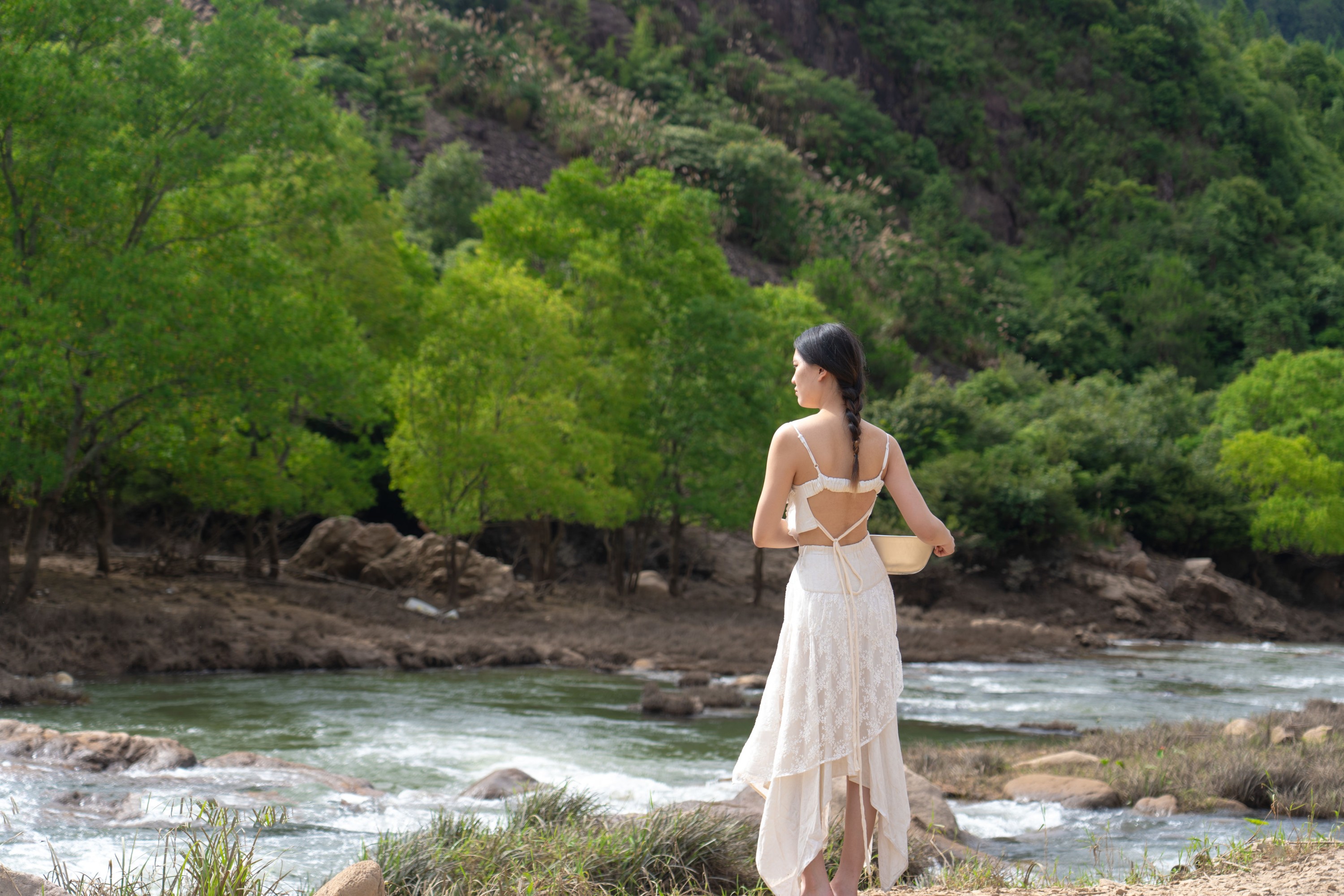 KiKi – 《溪水畔，时光潺潺》[23P] 插图1